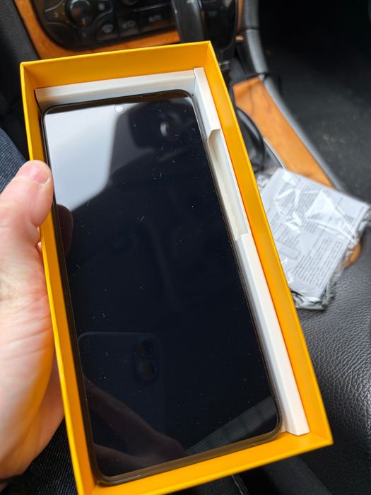 realme14x! ЧИСТО НОВ