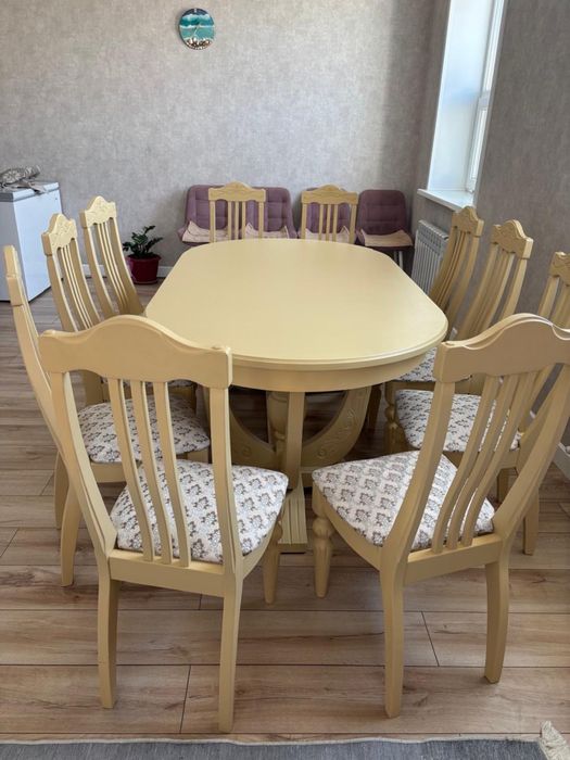 Стол деревянный,сделанный на заказ