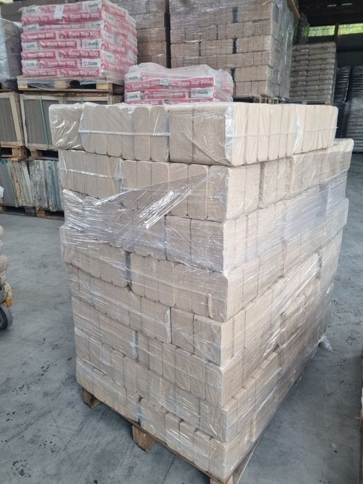 Peleți si brichete Ruf
Calitatea A1
Preț:  25 lei sac
1750  lei paletu