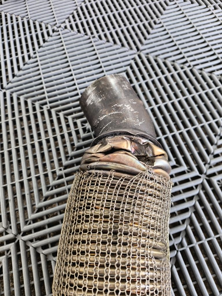 Downpipe със спортен катализатор B58 340i 440i 540i