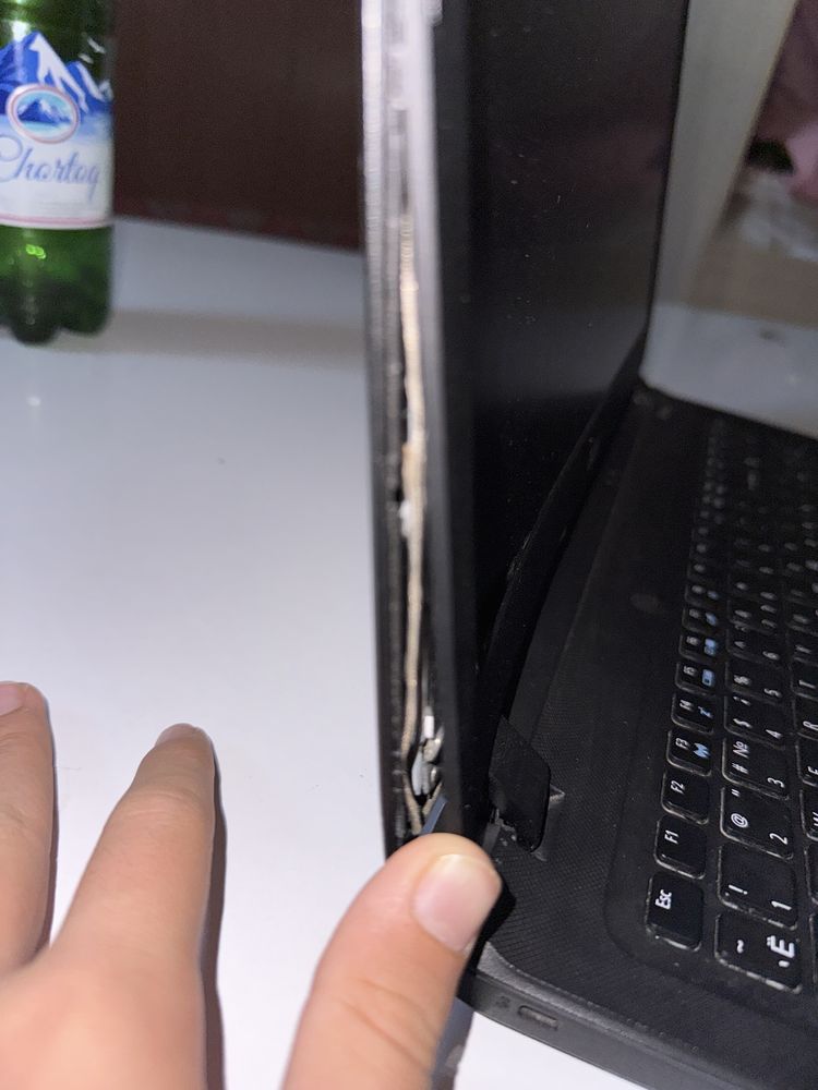 Acer Es15  arzon narxda srochna sotiladi kelishiladigan joyi bor