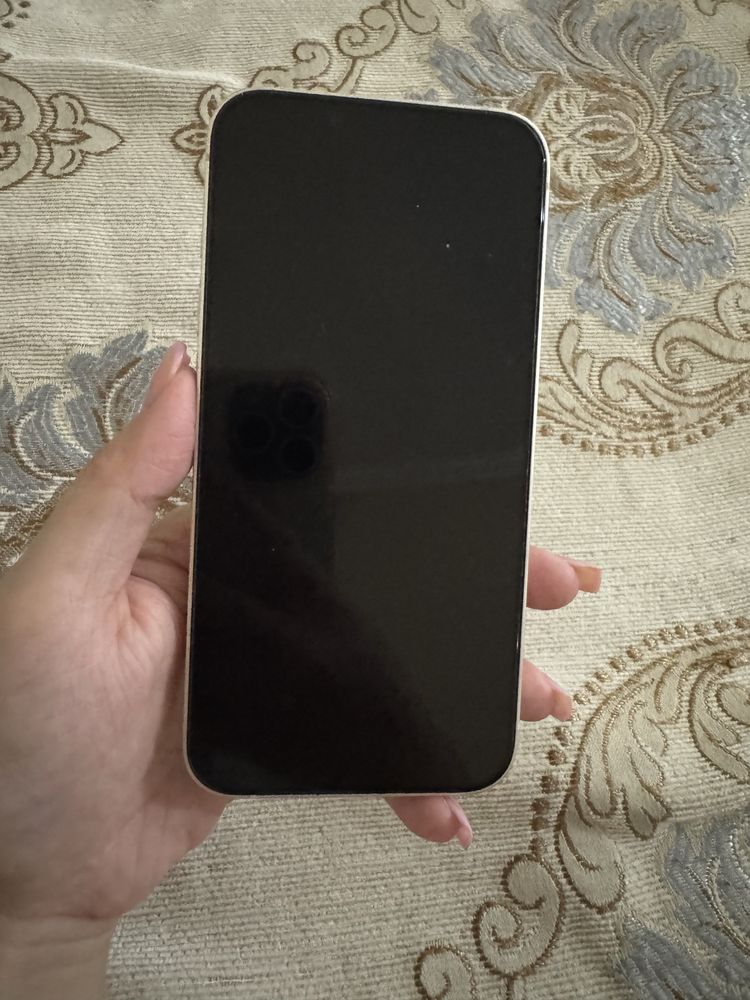 Iphone 14 в хорошем состояний