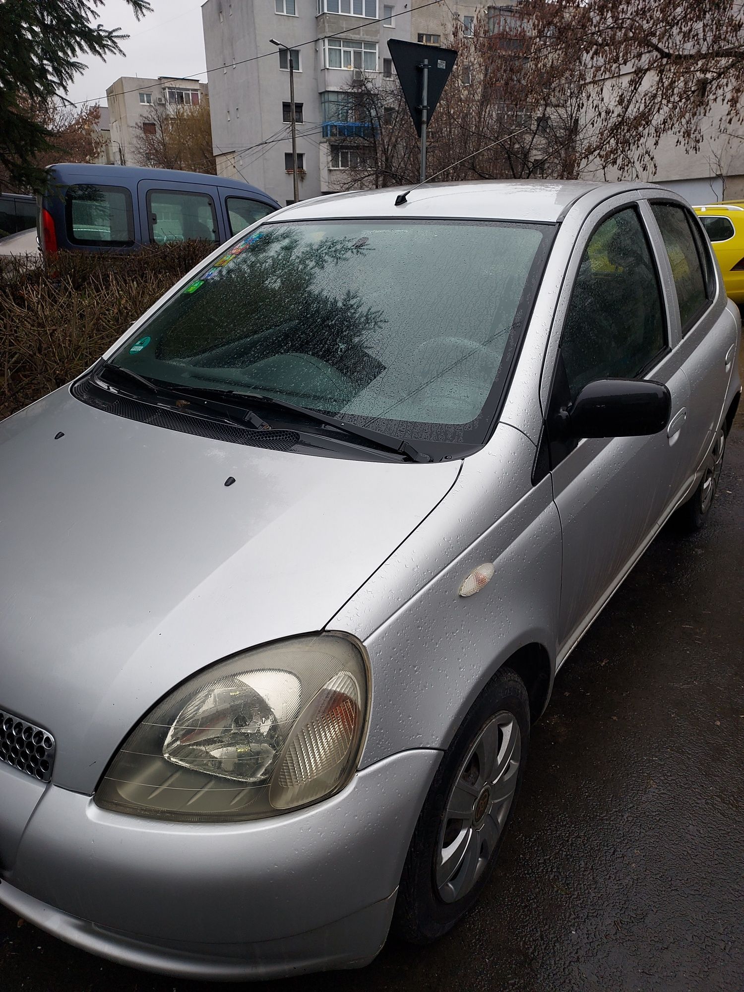 Toyota yaris 2001