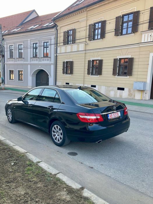 Vând Mercedes eclas 350