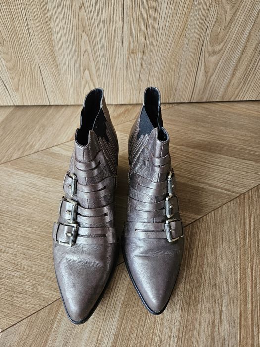 Vand ghete piele