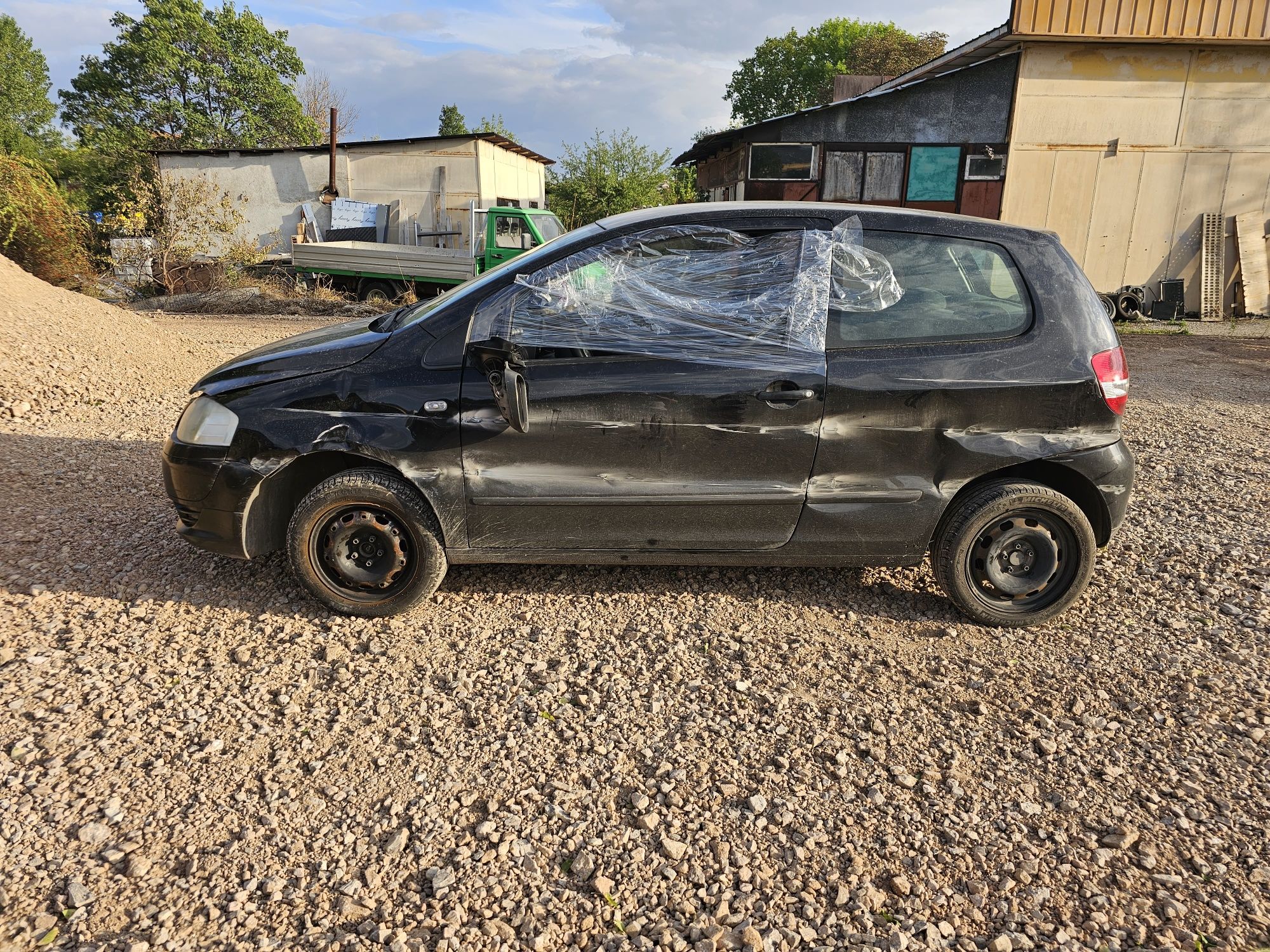 Volkswagen Fox  1.4 на части