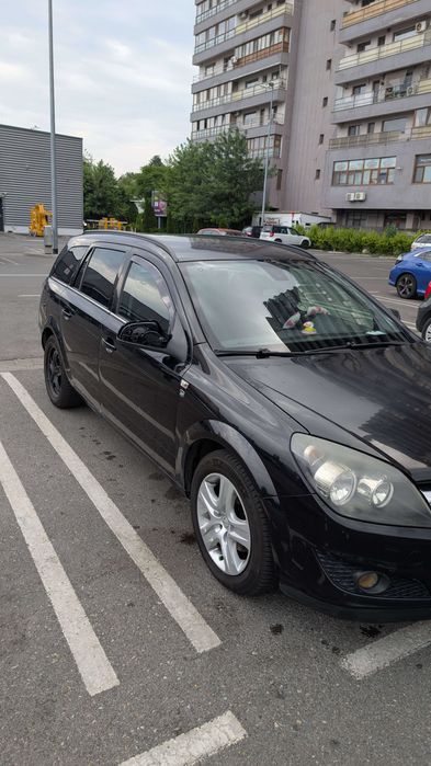 Opel Astra 2010 1.7 CDTI 111 YEAR EDITION
