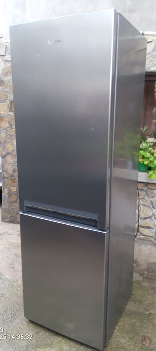 Хладилник с фризер Bauknecht