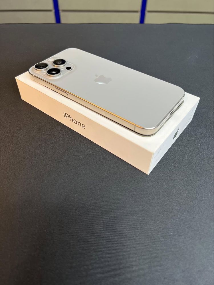 iPhone 15 Pro Max Natural Titanium 92% 256GB