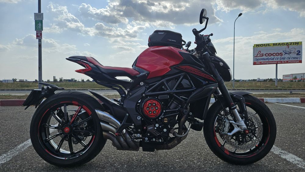 MV Agusta Dragster 800 Rosso 75 Anniversario limited eddition