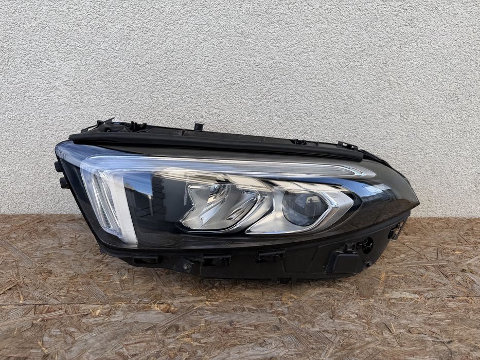 Far stanga Mercedes A Class W177 LED High Performance Original Europa