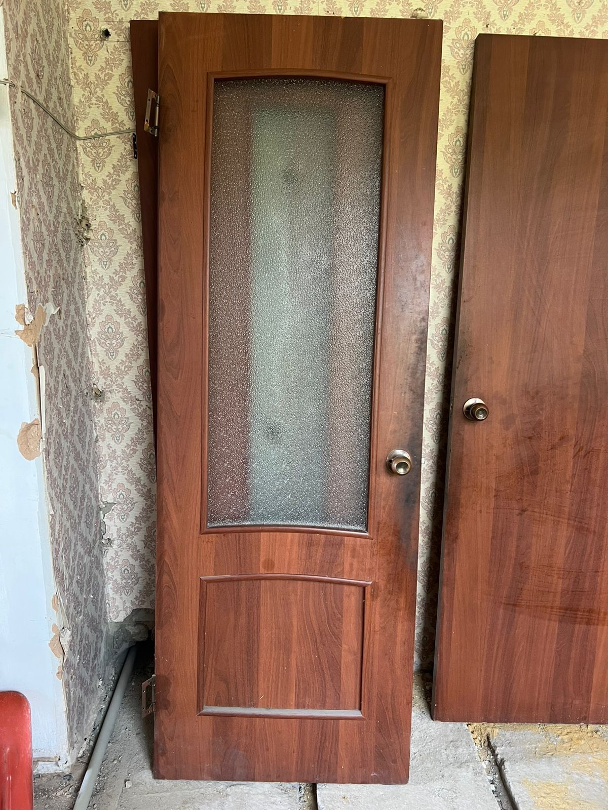 Продается бу двери