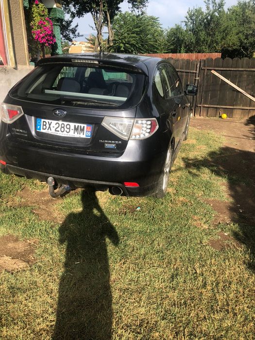 Vând subaru impreza