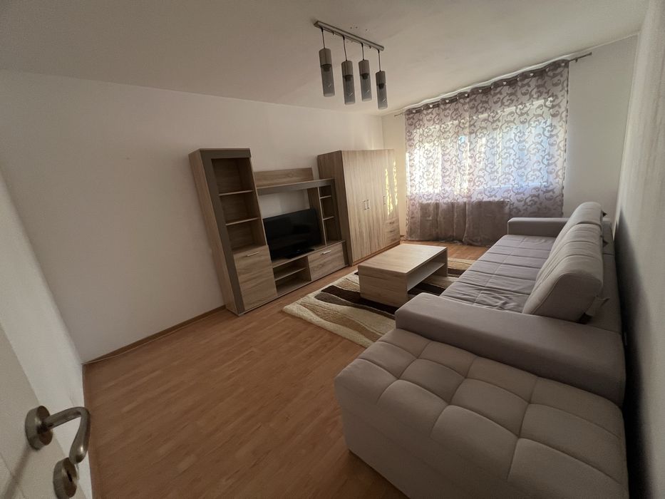 Inchiriez apartament 2 camere Alfa