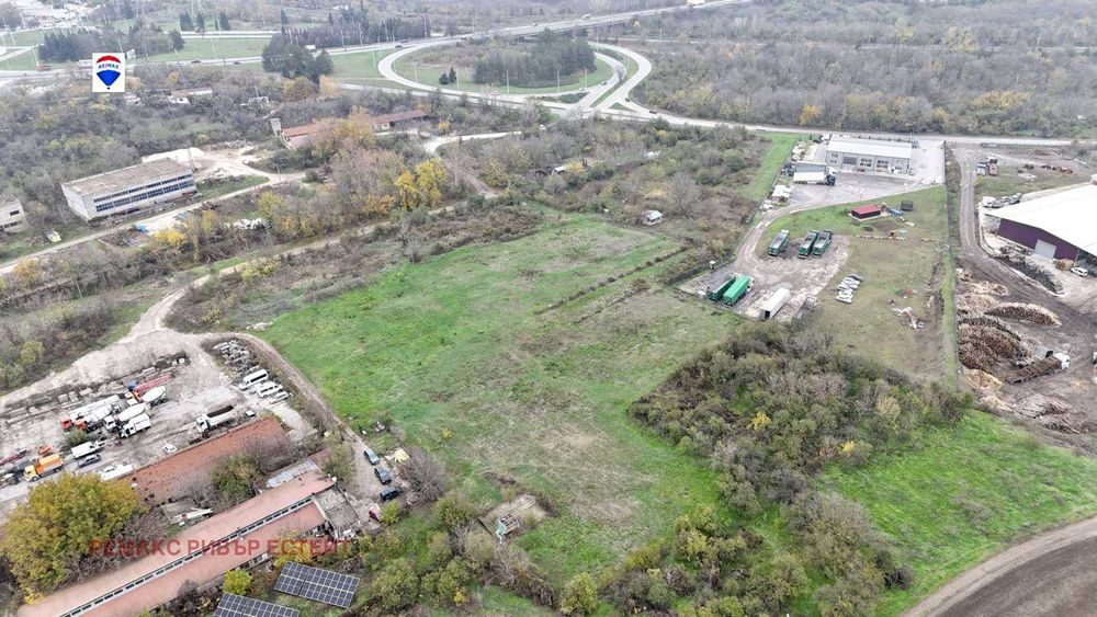 Продава се Парцел в Русе, Промишлена зона - Изток - 13939 кв.м за 16 €/кв.м - Снимка #5