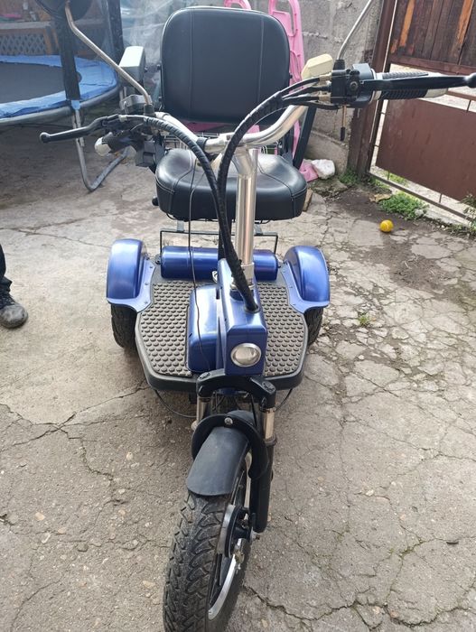 Електрическа триколка