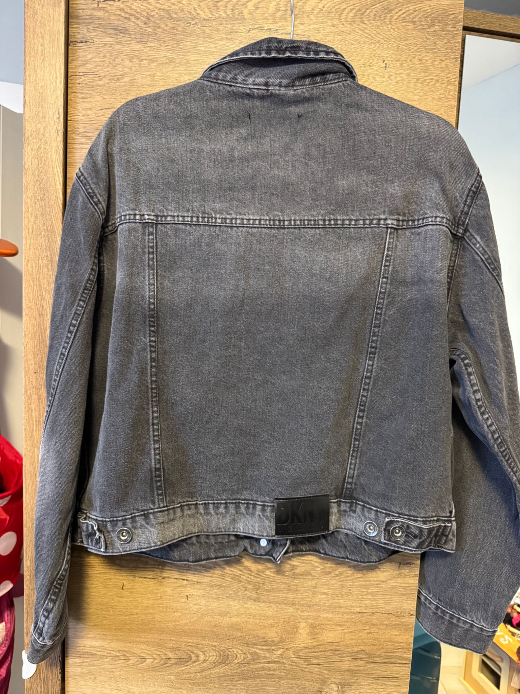 DNKY jeans яке дамско деним