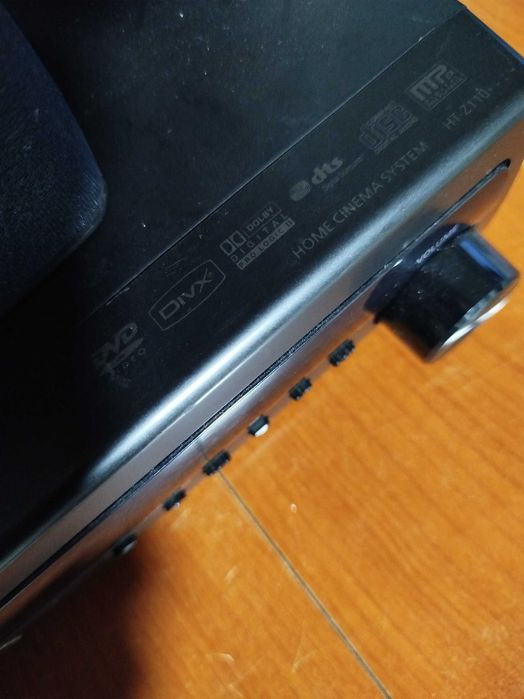 Home Cinema System Samsung model: HT-Z110 cu 5 sateliti. Fara tub bas!