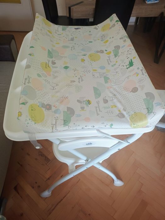 Повивалник със стойка и вана за къпане Cam Volare