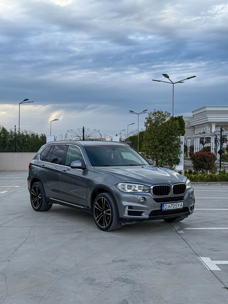 Vând BMW X5 F15 3.0D 258HP