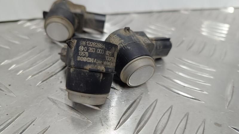 Senzor parcare Opel Astra J