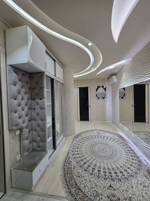 ( К42 ) СРОЧНО Продается 5-ком квартира на Шота Руставели