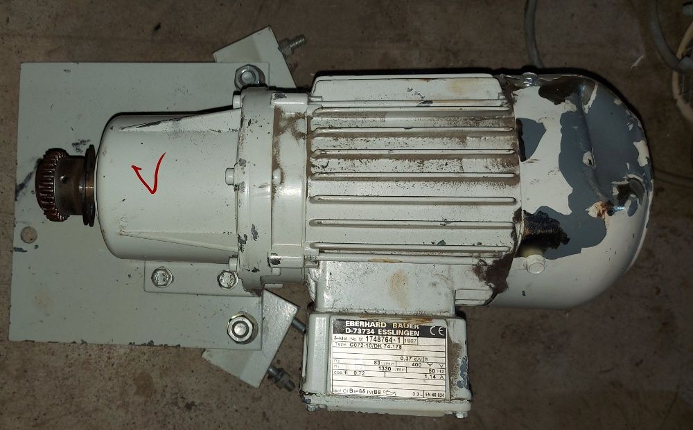 Motor reductor Eberhard Bauer  D73734