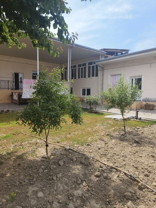 Bektemirda fayzli xovli sotiladi  9.8 sotu 9 xona 180 000$