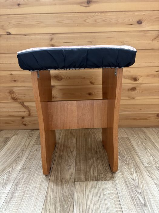 Продам табуретки