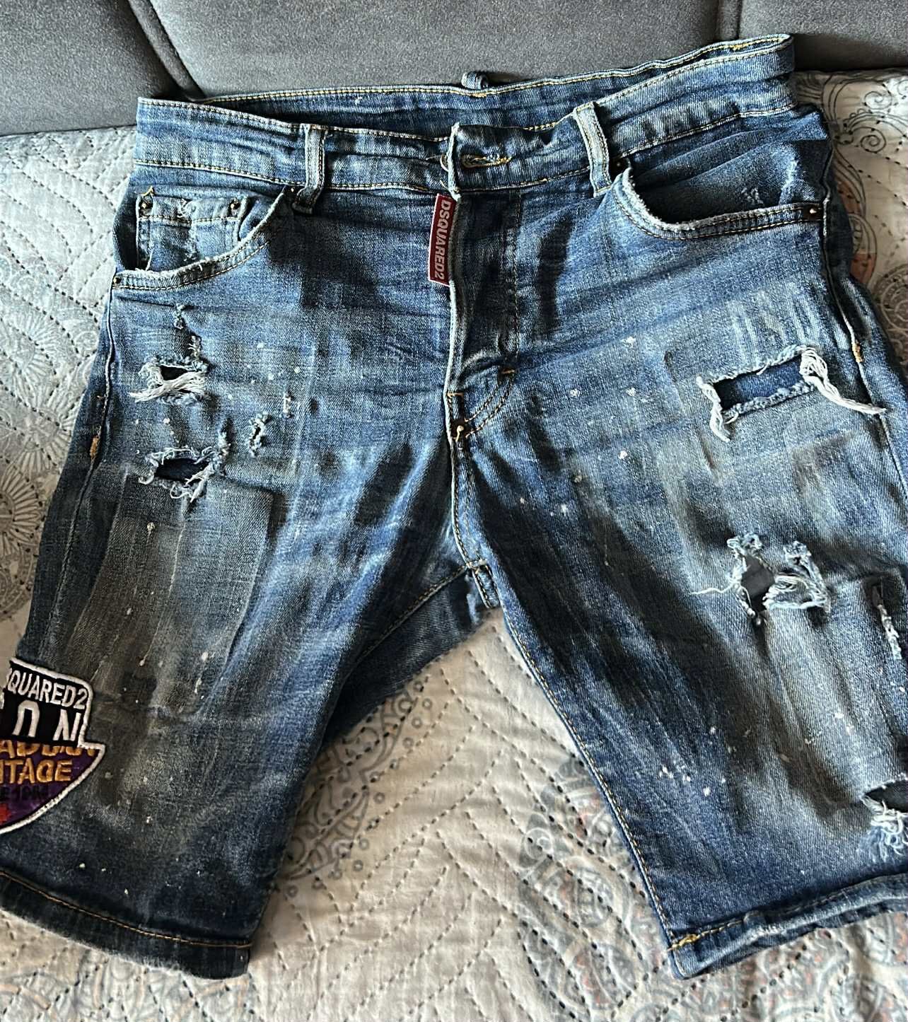 Къси дънки на DSQUARED2