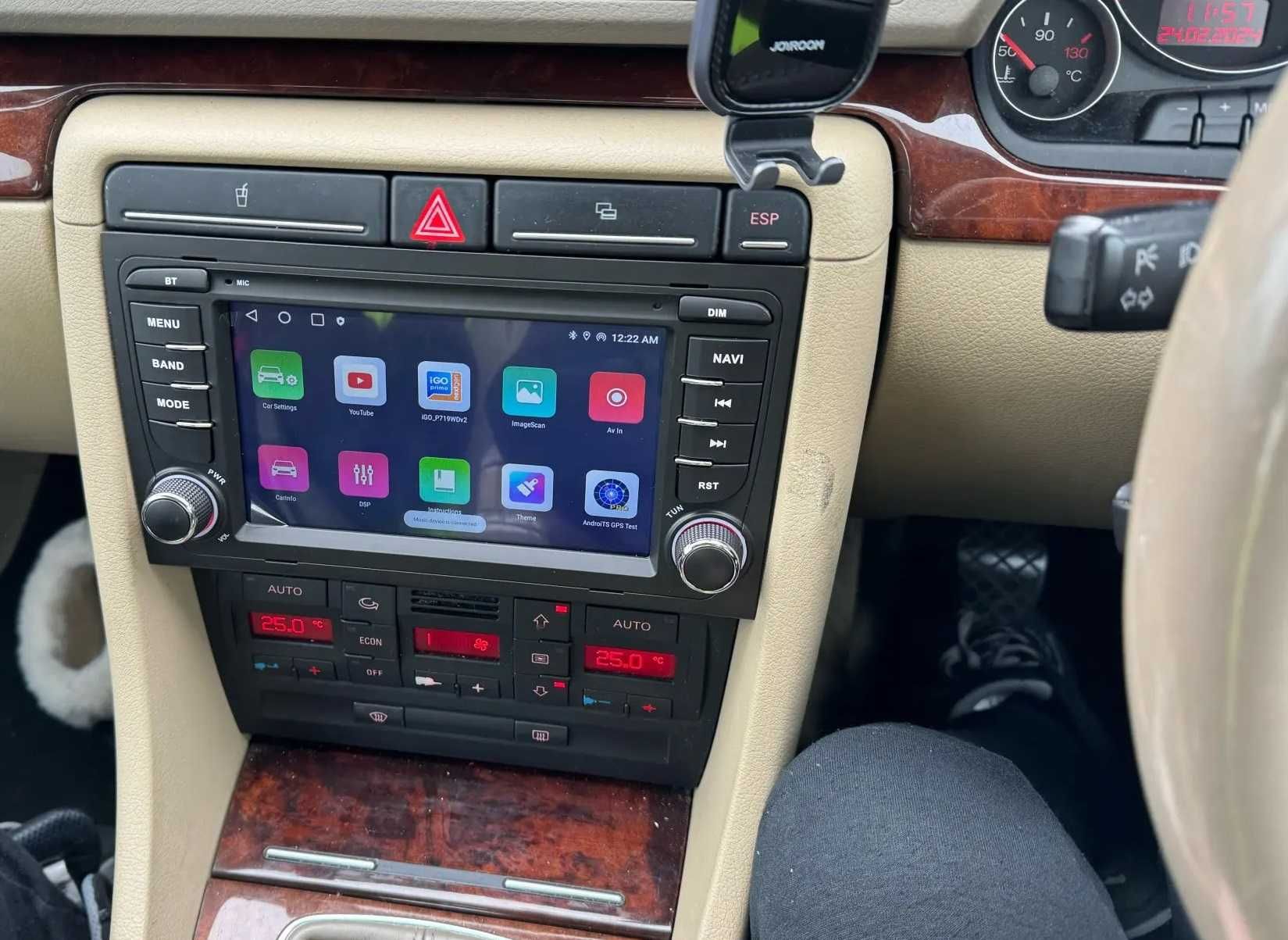 Audi A4 B6 B7 мултимедия Android GPS навигация