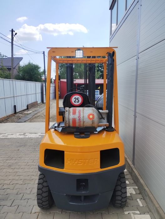 Stivuitor Motostivuitor Hyster 2.5 T Max 5.5M Translație AnvelopeTeren