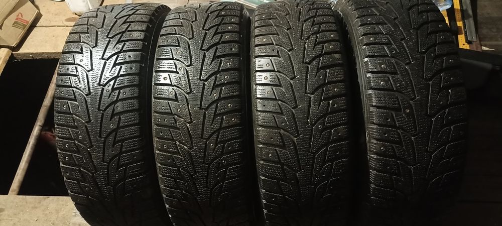 Продам комплект зимней резины