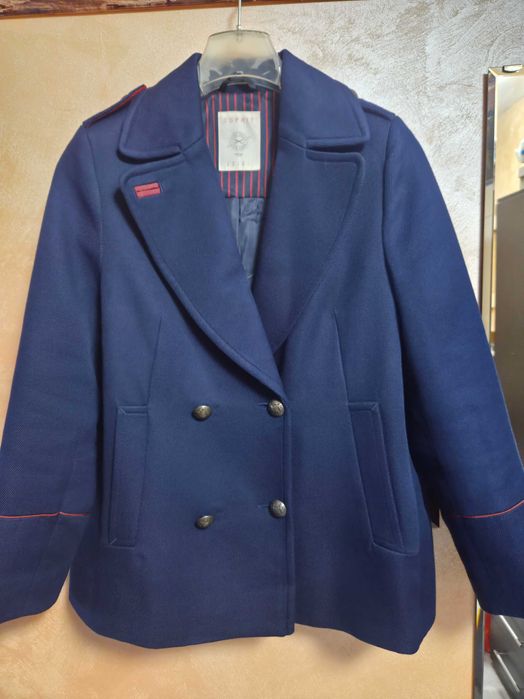 Спортно-елегантно палто Esprit