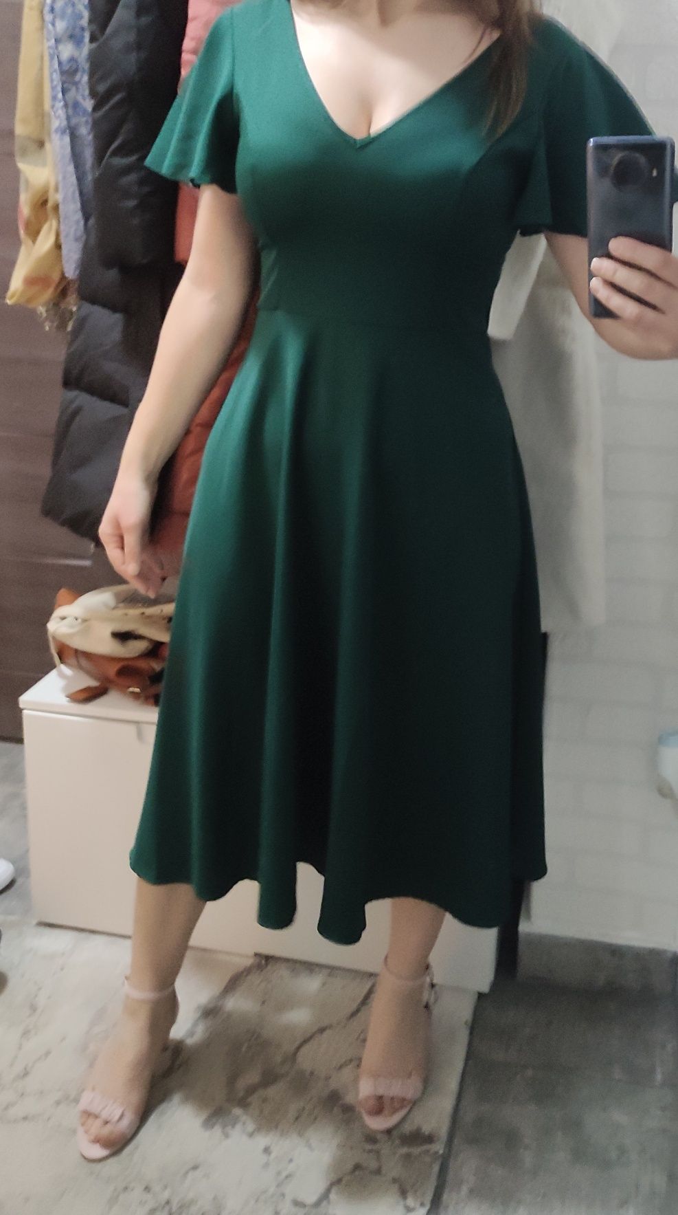 Rochie verde midi cu decolteu in V