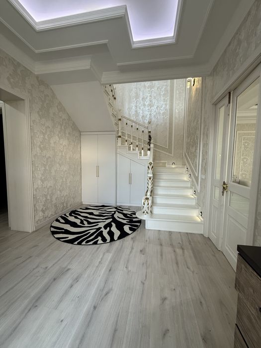 Срочно продается 2,5-сотик 5-х комн участка в Сергели Ханабад