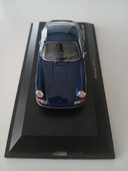 Малка лимитирана колекционерска количка Porsche 911 S Limited Edition