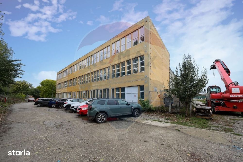 Hala 2.700 mp + birouri 800 mp + teren 1.400 mp AEROPORT BRASOV