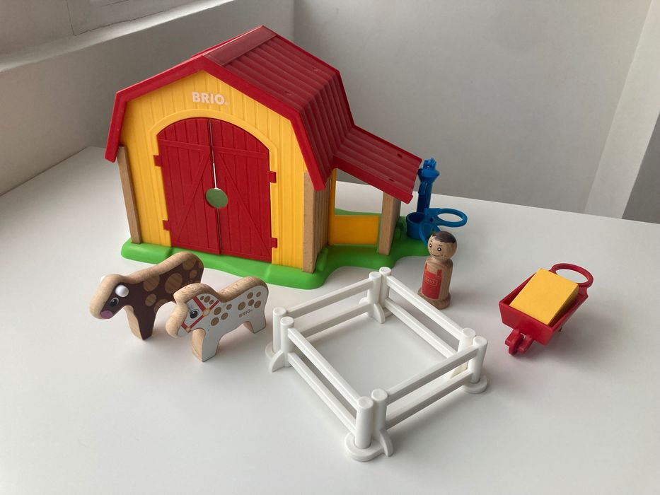 Дървена ферма brio