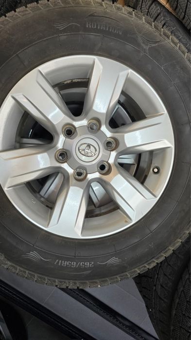 Покрышка R 17 оригинал