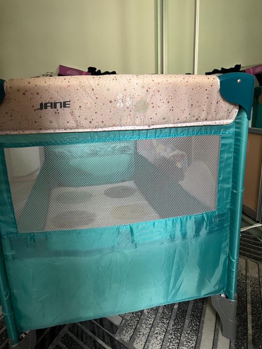 Бебешка кошара на две нива