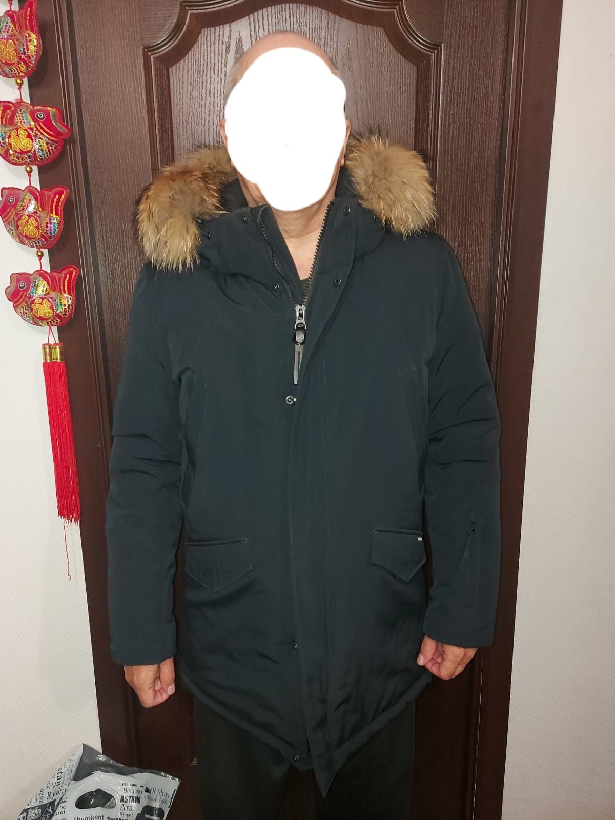 Продам зимнюю мужскую куртку