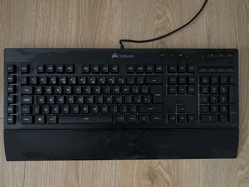 Corsair gaming k55