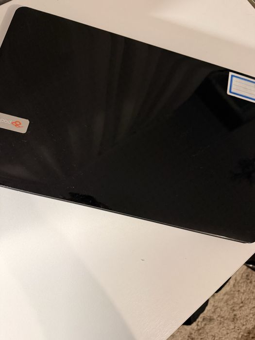 Лаптоп packard bell