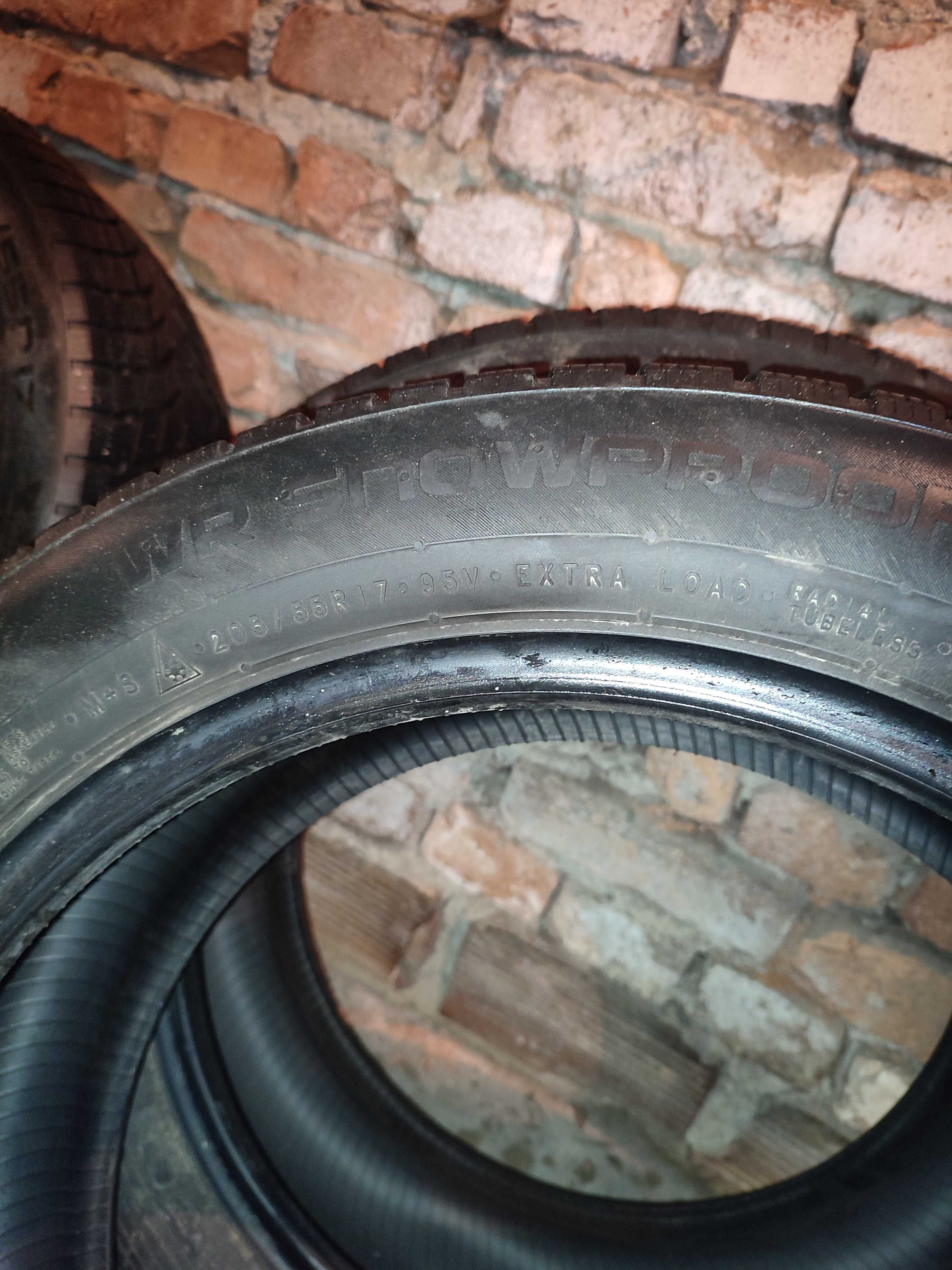 4 бр Nokian WR Snowproof P 205/55/R17 – 130 лв.