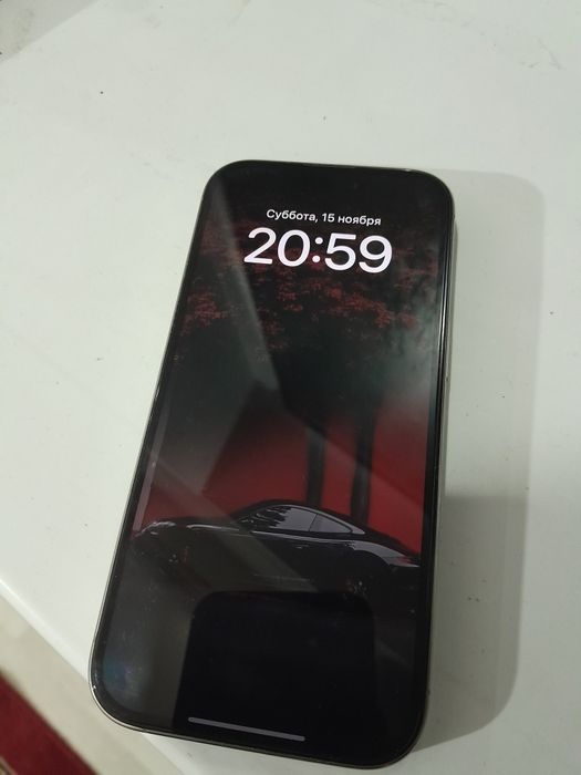 Срочно продам телефон состояние отлично  iphone 16pro esim