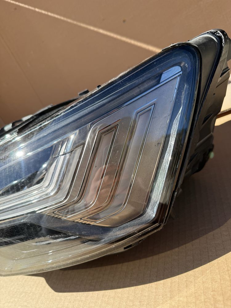 Ляв фар AUDI A6 C8 Matrix | LED 2019+
