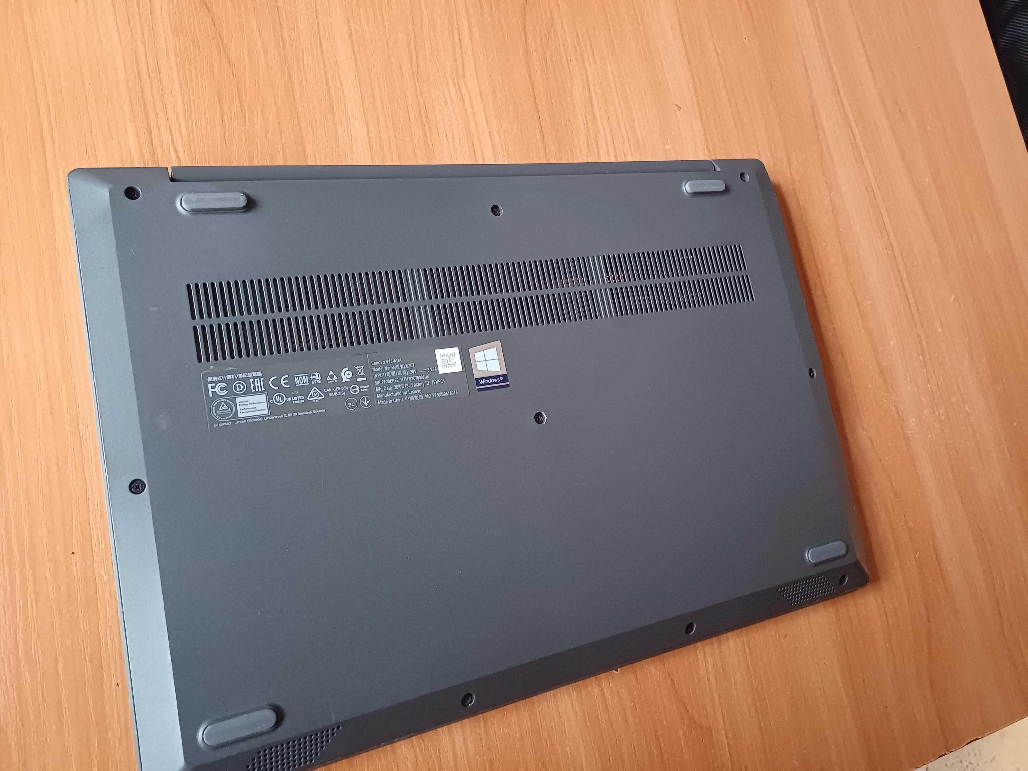 15.6'FullHD Lenovo AMD Ryzen 5/12GB DDR4/256GB SSD