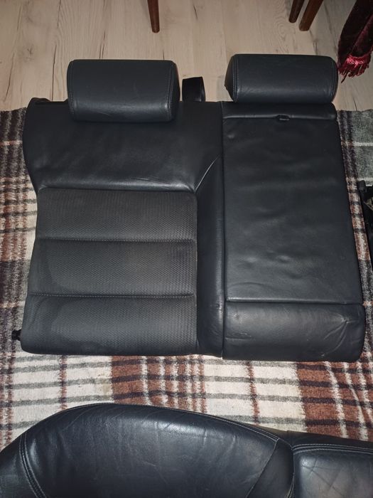 Vând Piese Skoda Octavia 2