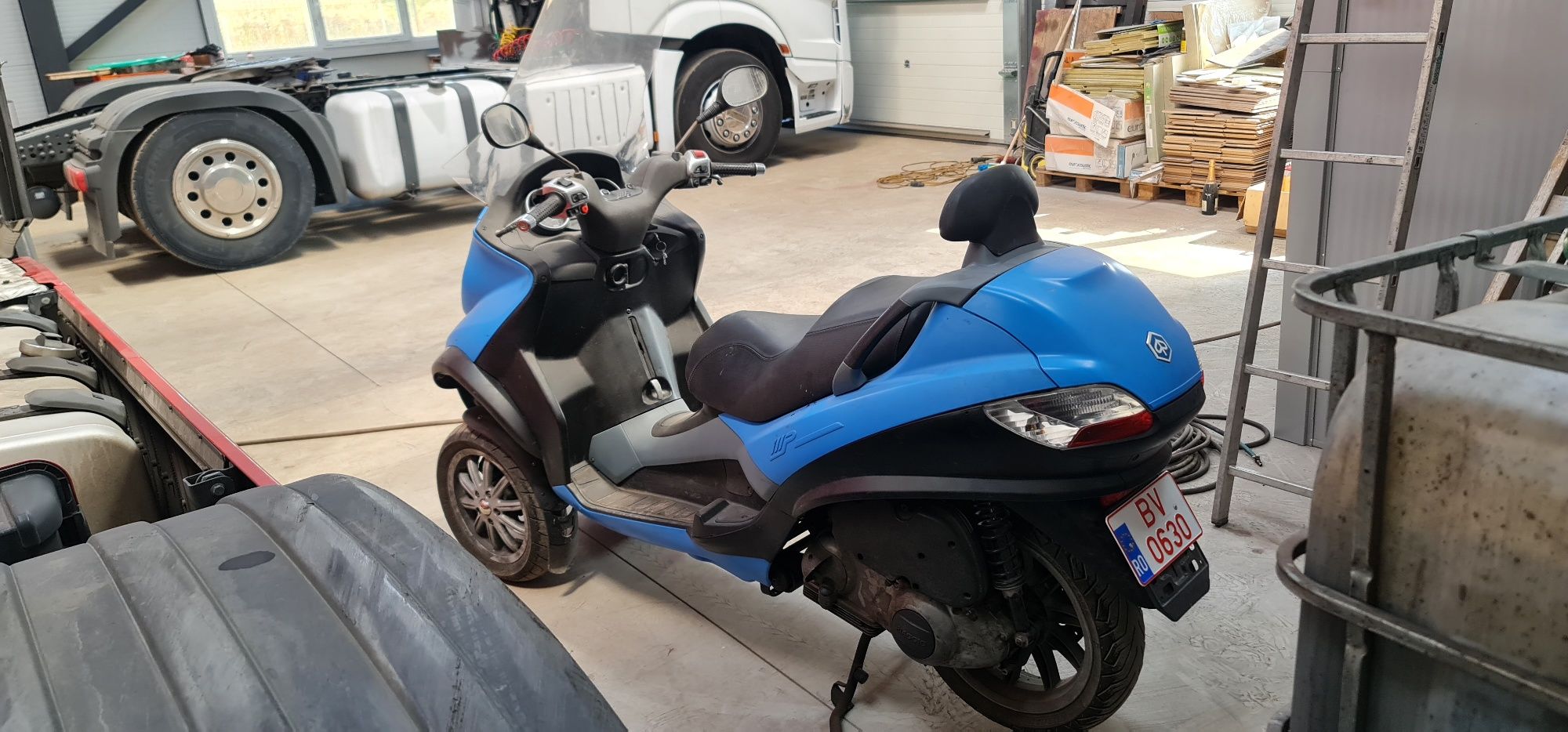 Vand Piaggio mp3 250cmc cat A